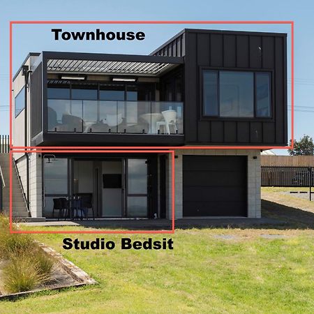 Pukehina Estuary Sunset Views Townhouse & Studio エクステリア 写真