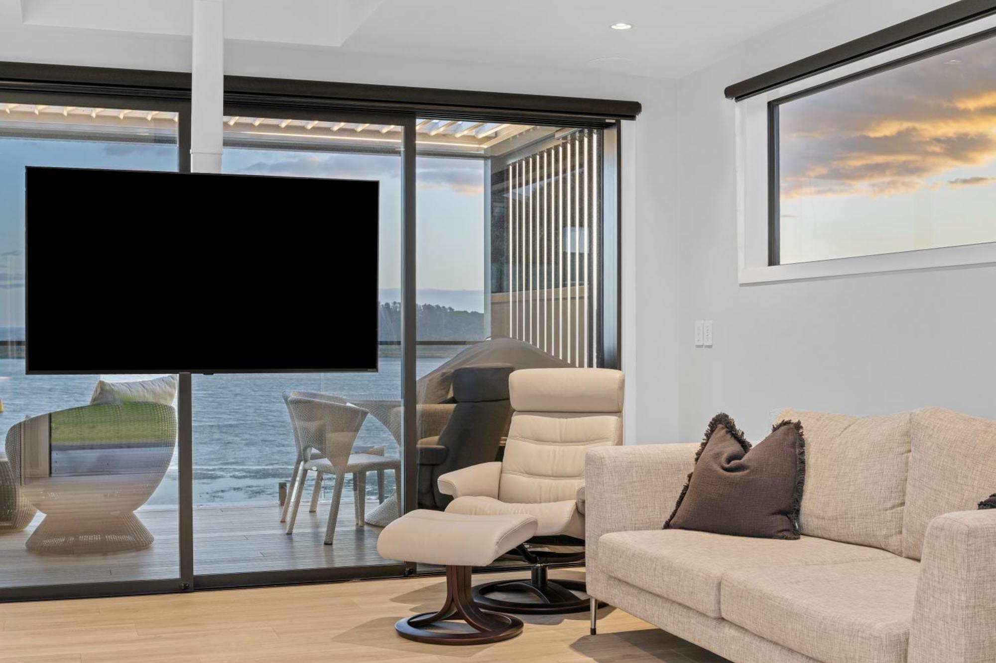 Pukehina Estuary Sunset Views Townhouse & Studio エクステリア 写真