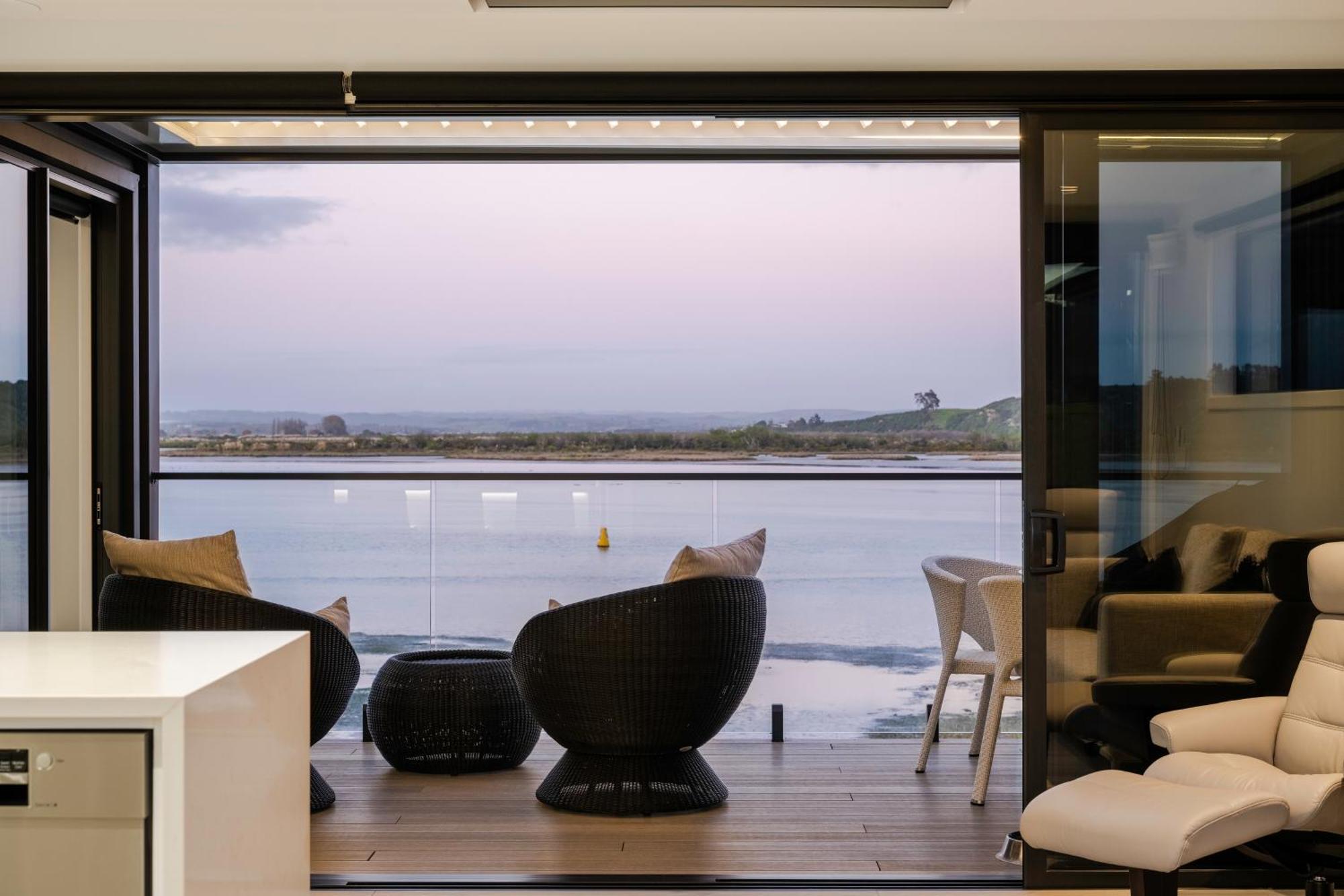Pukehina Estuary Sunset Views Townhouse & Studio エクステリア 写真