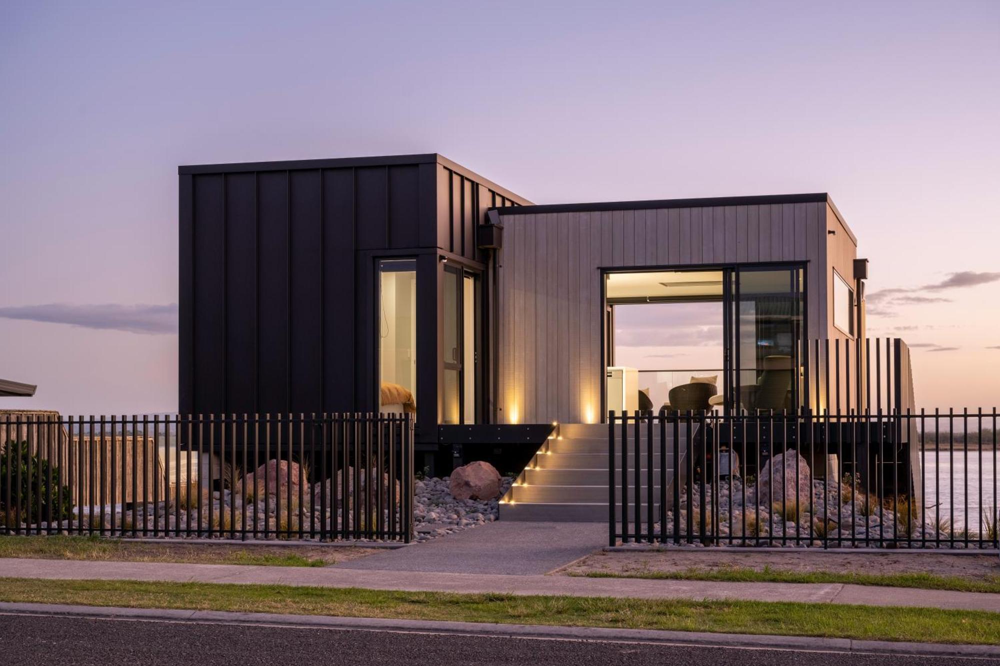 Pukehina Estuary Sunset Views Townhouse & Studio エクステリア 写真