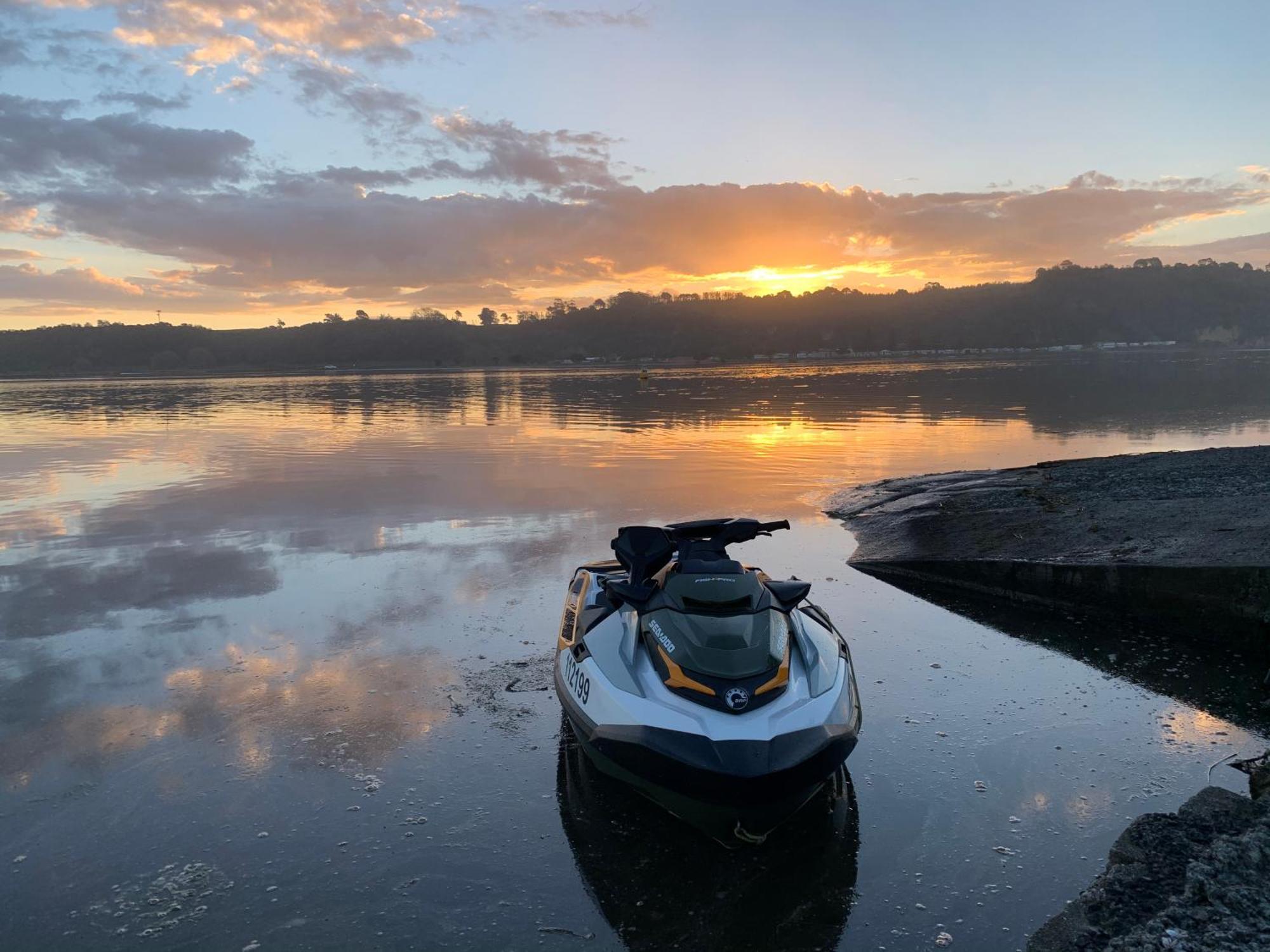 Pukehina Estuary Sunset Views Townhouse & Studio エクステリア 写真